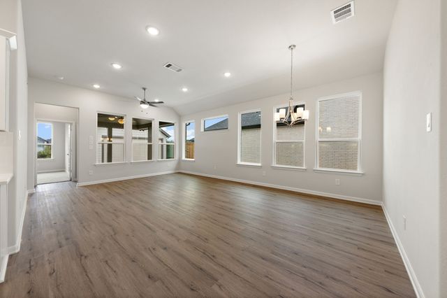 1907 Mitchell Drive, Van Alstyne, TX 75495