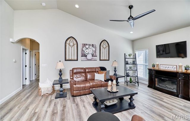 142 Crabapple School Court, Moscow Mills, MO 63362