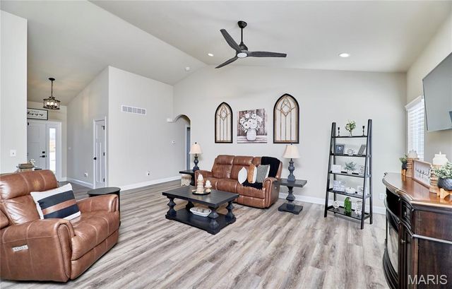 142 Crabapple School Court, Moscow Mills, MO 63362