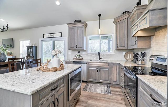 142 Crabapple School Court, Moscow Mills, MO 63362