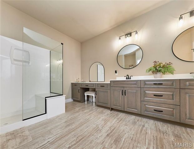 142 Crabapple School Court, Moscow Mills, MO 63362