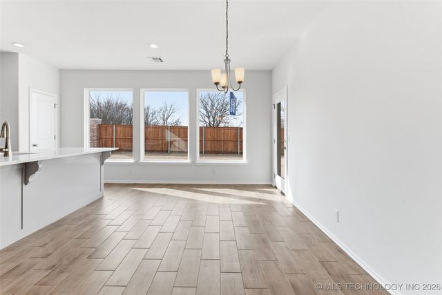 4912 N Walnut Avenue, Broken Arrow, OK 74012