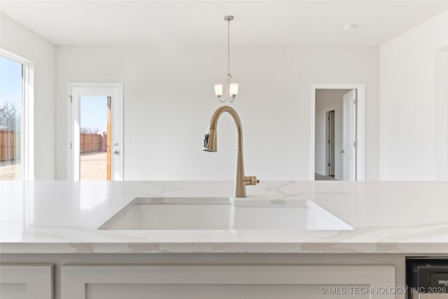 4912 N Walnut Avenue, Broken Arrow, OK 74012