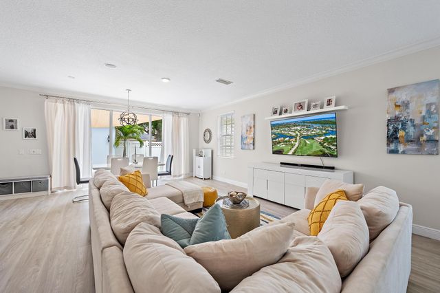 166 Honeysuckle Drive, Jupiter, FL 33458