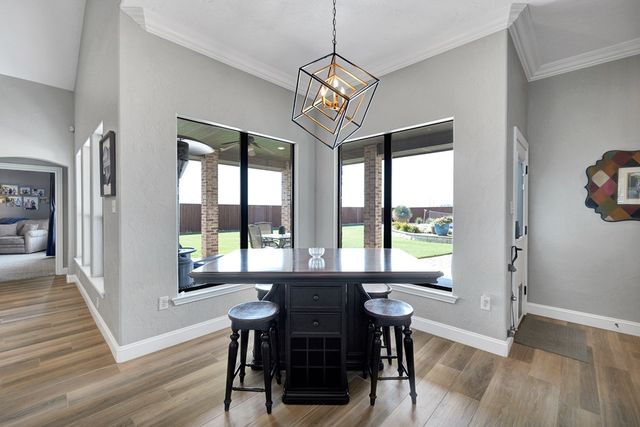 8301 Glasgow Dr, Midland, TX 79707