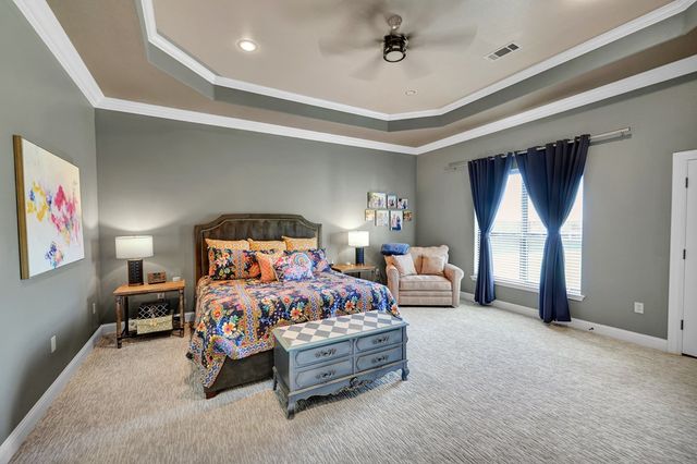 8301 Glasgow Dr, Midland, TX 79707