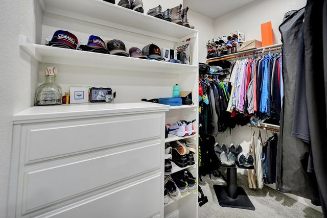 8301 Glasgow Dr, Midland, TX 79707