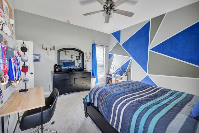 8301 Glasgow Dr, Midland, TX 79707