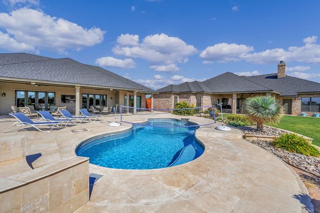 8301 Glasgow Dr, Midland, TX 79707