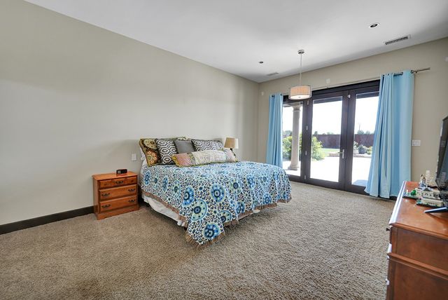 8301 Glasgow Dr, Midland, TX 79707