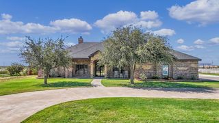 8301 Glasgow Dr, Midland, TX 79707