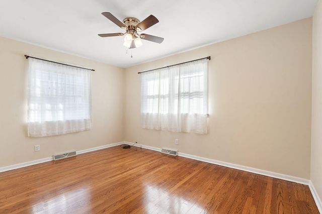 8228 Rutledge Street, Merrillville, IN 46410