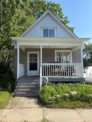 1120 Bancroft Street, Port Huron, MI 48060