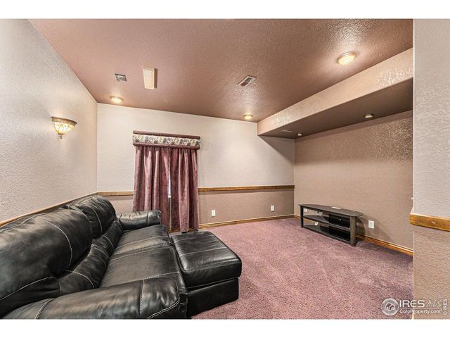 980 Norway Maple Dr, Loveland, CO 80538