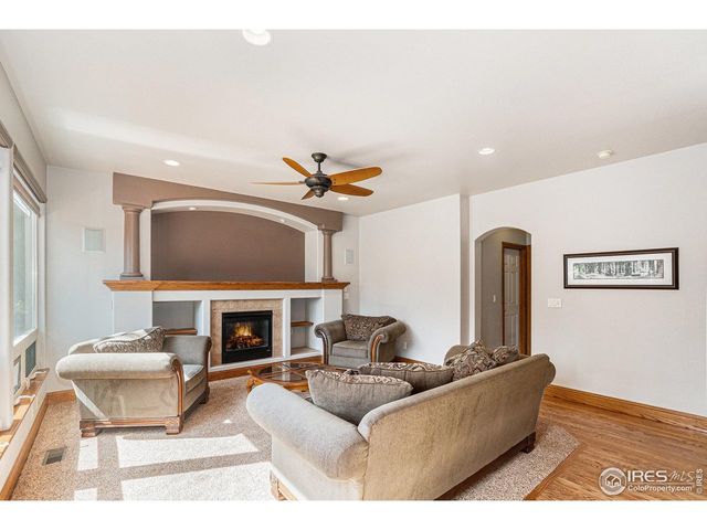 980 Norway Maple Dr, Loveland, CO 80538