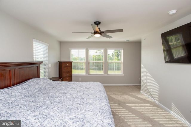 1006 MARQUIS LN, Jamison, PA 18929