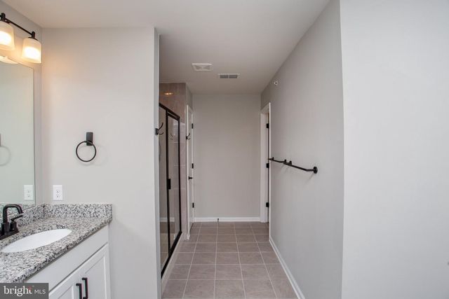 1006 MARQUIS LN, Jamison, PA 18929
