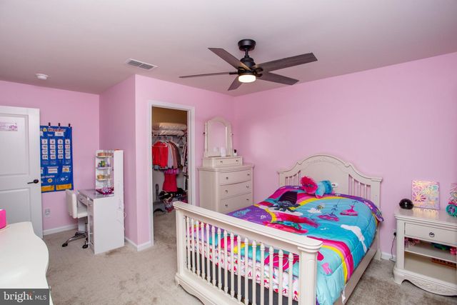 1006 MARQUIS LN, Jamison, PA 18929