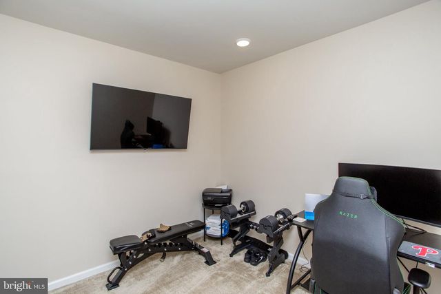 1006 MARQUIS LN, Jamison, PA 18929