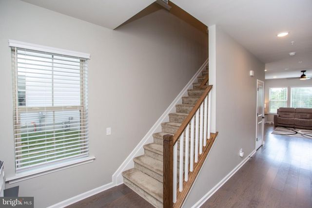 1006 MARQUIS LN, Jamison, PA 18929