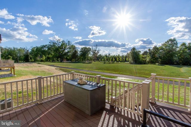 1006 MARQUIS LN, Jamison, PA 18929