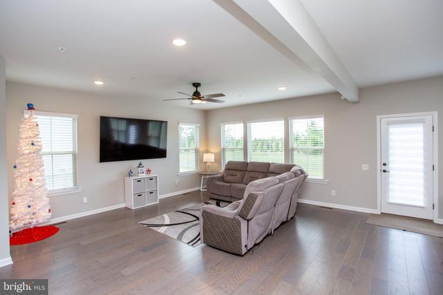 1006 MARQUIS LN, Jamison, PA 18929