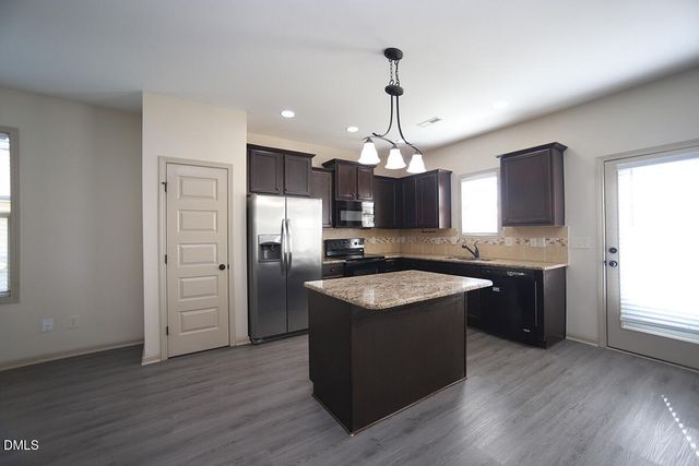 198 Balboa Parkway, Clayton, NC 27520
