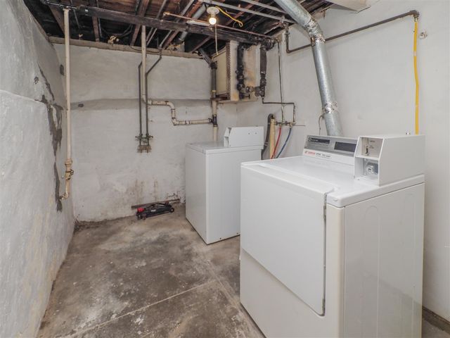 922 S Park Street, Kalamazoo, MI 49001