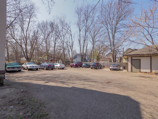922 S Park Street, Kalamazoo, MI 49001