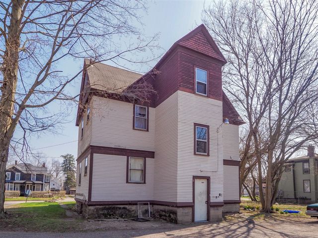 922 S Park Street, Kalamazoo, MI 49001