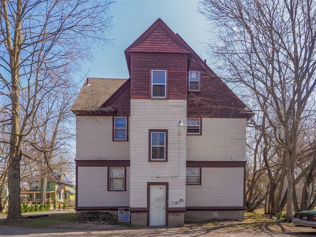 922 S Park Street, Kalamazoo, MI 49001