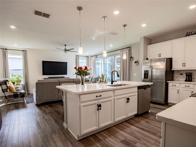 112 HAMLET LOOP, Davenport, FL 33837