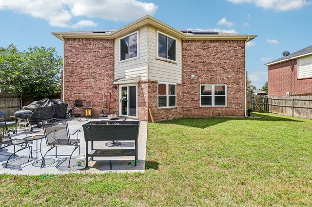 704 Partridge Drive, Saginaw, TX 76131
