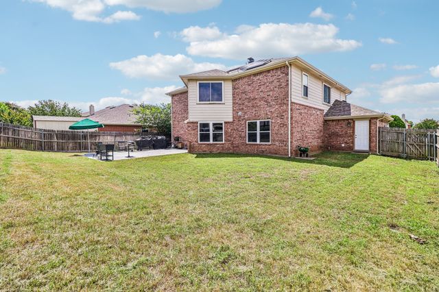 704 Partridge Drive, Saginaw, TX 76131