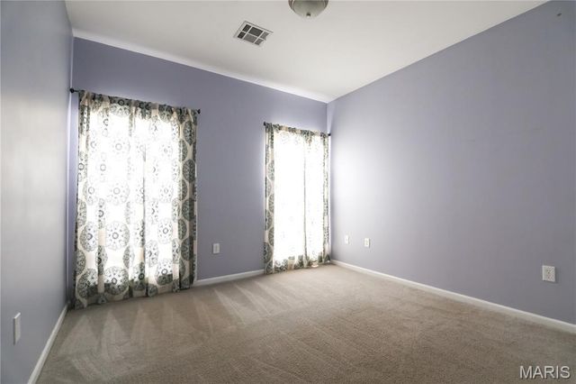 37 Kassebaum Lane 207, St Louis, MO 63129