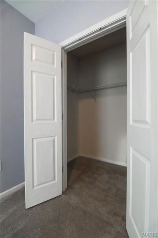 37 Kassebaum Lane 207, St Louis, MO 63129