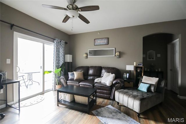 37 Kassebaum Lane 207, St Louis, MO 63129