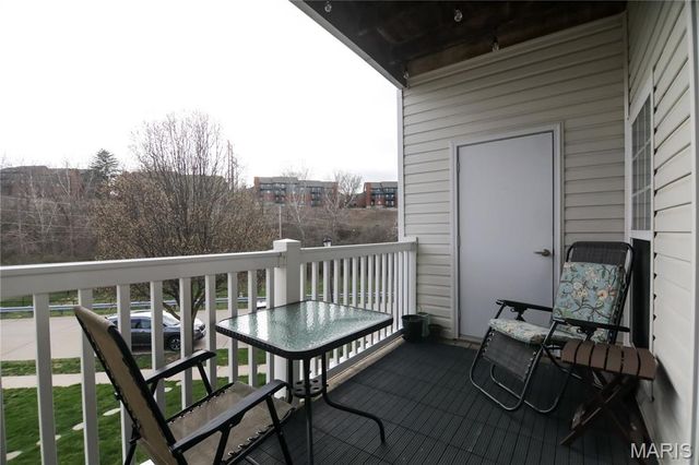 37 Kassebaum Lane 207, St Louis, MO 63129