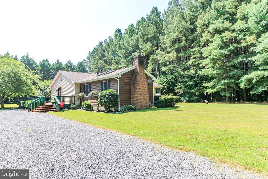 8452 HARMONY RD, Denton, MD 21629
