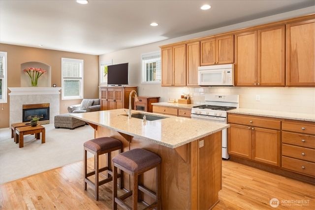 2506 152nd Street SW, Lynnwood, WA 98087