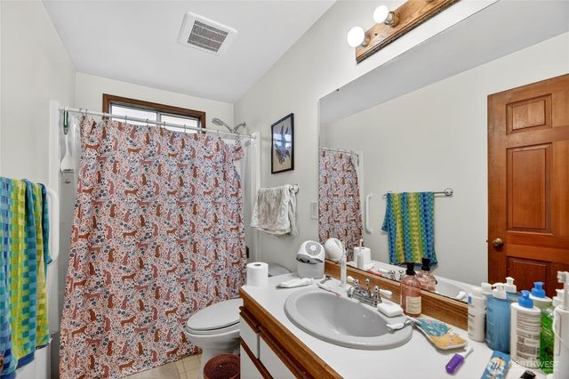 2434 55th Avenue SW, Seattle, WA 98116