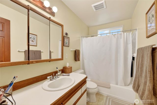 2434 55th Avenue SW, Seattle, WA 98116