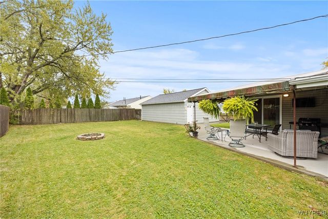 1085 East Park Road, Grand Island, NY 14072