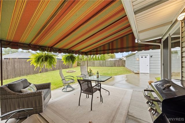 1085 East Park Road, Grand Island, NY 14072