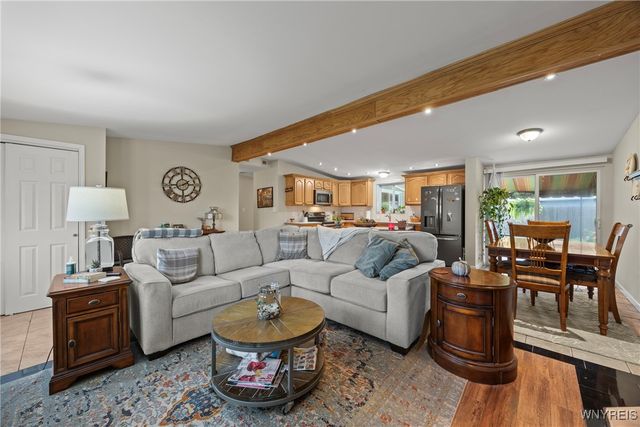 1085 East Park Road, Grand Island, NY 14072