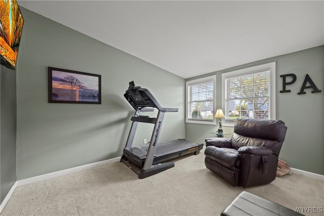 1085 East Park Road, Grand Island, NY 14072