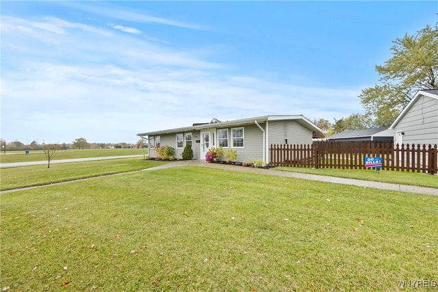 1085 East Park Road, Grand Island, NY 14072