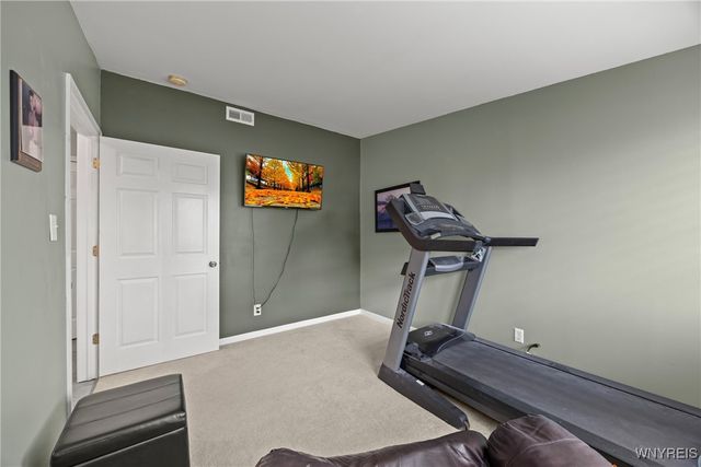 1085 East Park Road, Grand Island, NY 14072