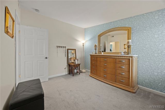 1085 East Park Road, Grand Island, NY 14072