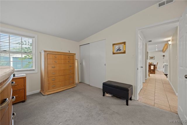 1085 East Park Road, Grand Island, NY 14072